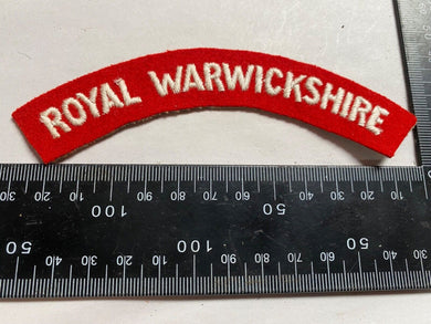 WW2 British Army ROYAL WARWICKSHIRE Regimental Shoulder Title. - The Militaria Shop