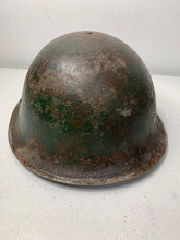 Load image into Gallery viewer, Mk3 Canadian / British Army Original WW2 Turtle Helmet High Rivet
