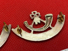 Load image into Gallery viewer, Pair of British Army SOMERSET &amp; CORNWALL Shoulder Titles
