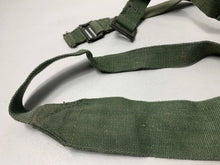 Charger l&#39;image dans la galerie, Original WW2 British Army 44 Pattern Shoulder / Equipment Strap - 1945 Dated
