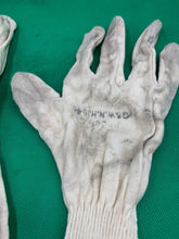 Load image into Gallery viewer, Original WW2 British Royal Navy Gunners Flash Gloves - RARE
