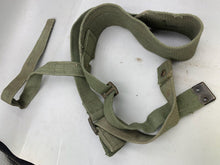 Charger l&#39;image dans la galerie, Original WW2 British Army 44 Pattern Shoulder Strap - 1945 Dated
