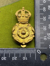 Load image into Gallery viewer, WW1 / WW2 Yorkshire Dragoons Original Gilt / Brass Cap Badge
