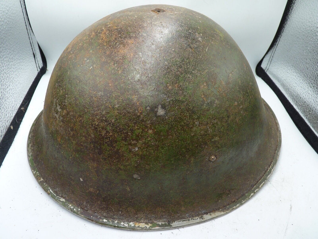 Mk3 Kanadische / Britische Armee Original WW2 Schildkrötenhelm mit hoher Niete 