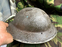 Charger l&#39;image dans la galerie, British Army Mk2 Brodie Helmet - Original WW2 - South African Manufactured
