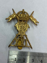 Load image into Gallery viewer, British Army - King&#39;s Crown 21st Lancers Regiment Cap Badge
