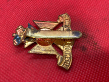 Charger l&#39;image dans la galerie, The Wiltshire Regiment Victorian Crown Cap Badge
