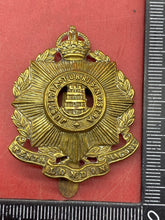 Load image into Gallery viewer, WW1 / WW2 British Army TENTH LONDON HACKNEY Regiment Cap Badge.
