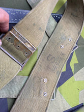 Charger l&#39;image dans la galerie, Original WW1 British Army 1908 Pattern Webbing Belt 36&quot; Waist
