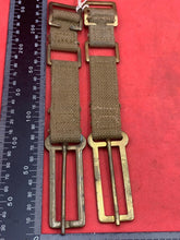 Charger l&#39;image dans la galerie, Original WW2 British Army 37 Pattern Brace Adaptor Pair
