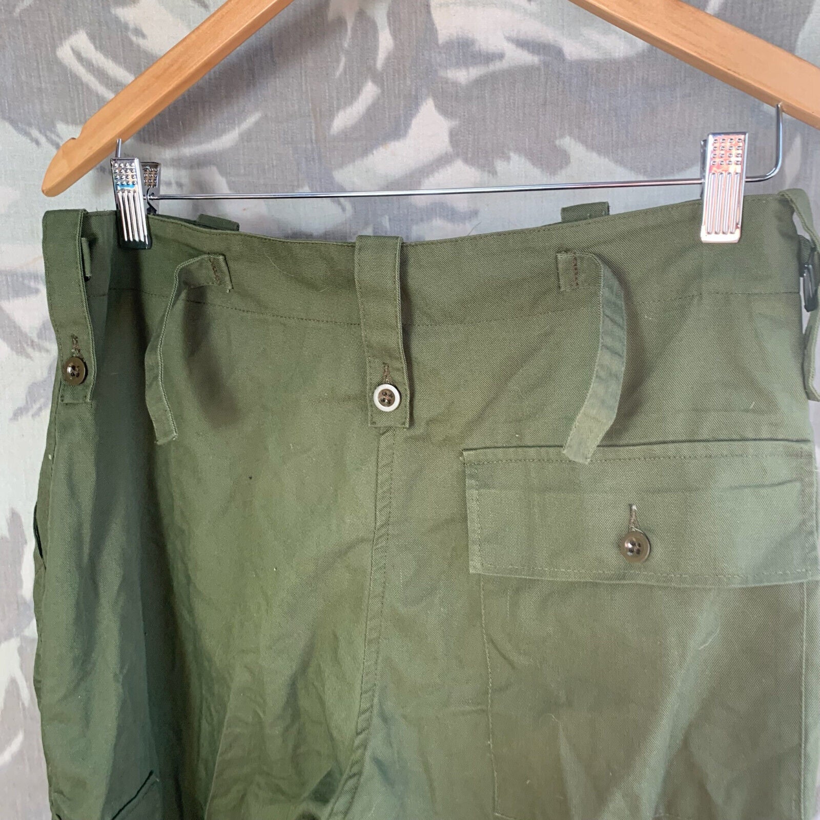 Genuine British Army Olive Green Combat Fatigue Trousers 30 Waist The Militaria Shop 9014