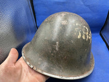 Load image into Gallery viewer, British Army Mk4 Turtle Combat Helmet &amp; Liner

