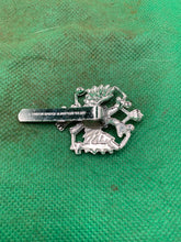 Load image into Gallery viewer, Queen&#39;s Dragoon Guards British Army Cap Badge
