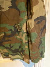 Load image into Gallery viewer, US ARMY named Hot Weather Woodland Camouflage BDU Combat Jacket - Small / Reg
