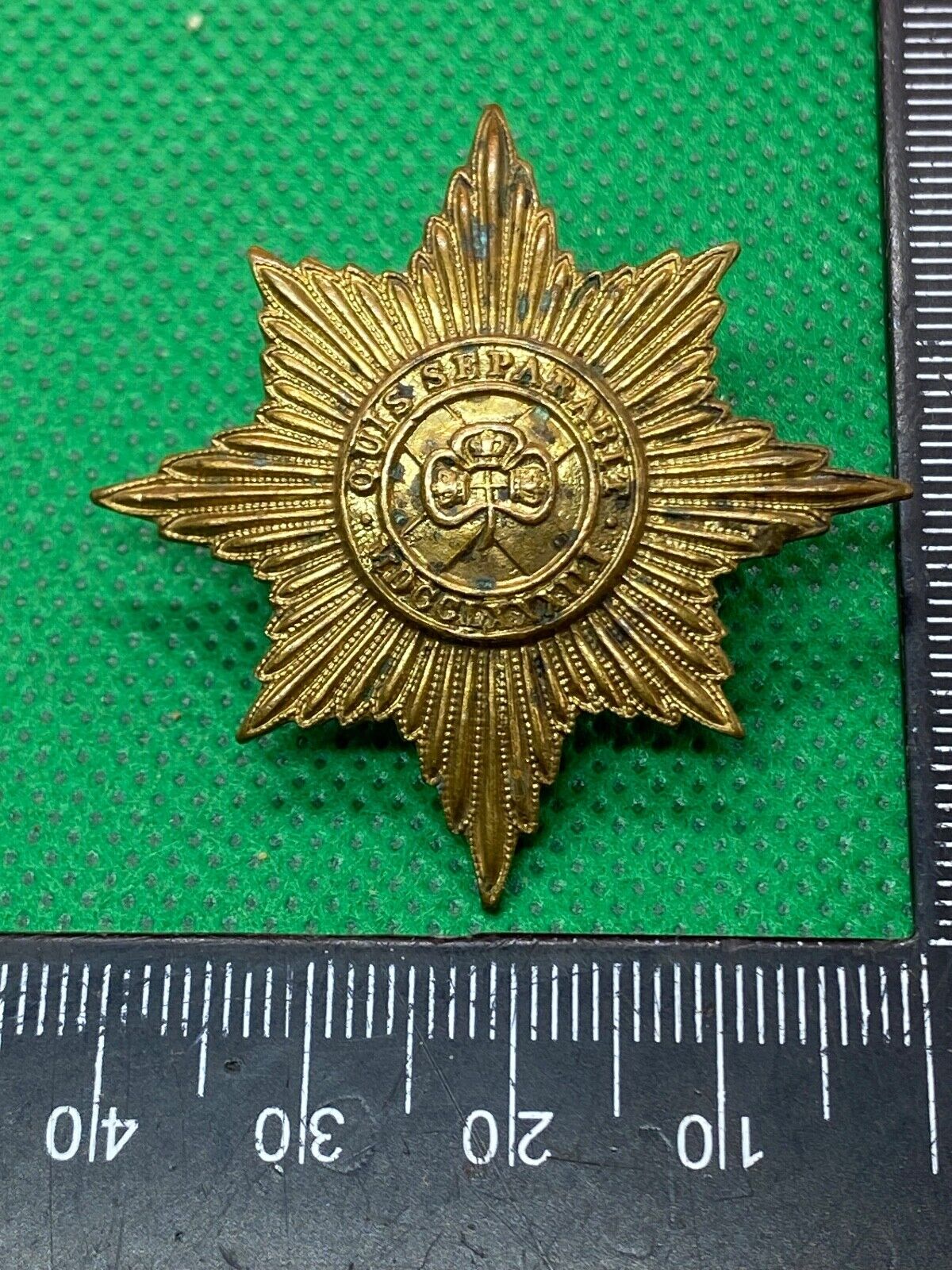 Original WW1 / WW2 British Army Irish Guards Cap Badge – The Militaria Shop