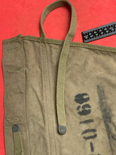 Load image into Gallery viewer, Original WW2 US Army M1928 Haversack Pack Tail
