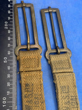 Charger l&#39;image dans la galerie, Original WW2 British Army 37 Pattern Brace Adaptor Pair
