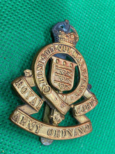 Load image into Gallery viewer, Original WW1 / WW2 British Army Royal Army Ordnance Corps Cap Badge
