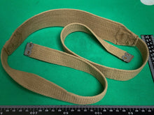 Charger l&#39;image dans la galerie, Original WW2 British Army 37 Pattern Shoulder Strap - NORMAL - S.N.Ltd 1944
