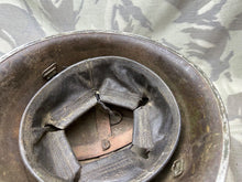 Charger l&#39;image dans la galerie, Original WW2 Canadian / British Army Mk3 High Rivet Turtle Helmet &amp; Liner
