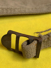 Lade das Bild in den Galerie-Viewer, Original WW2 US Army M1928 Haversack Pack Tail
