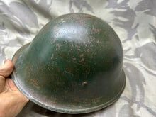 Lade das Bild in den Galerie-Viewer, Original WW2 British / Canadian Army Mk3 Turtle Helmet &amp; Liner

