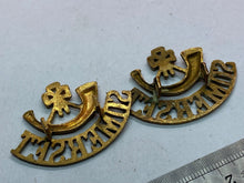 Load image into Gallery viewer, Original Pair of Somerset Light Infantry Brass Shoulder Titles
