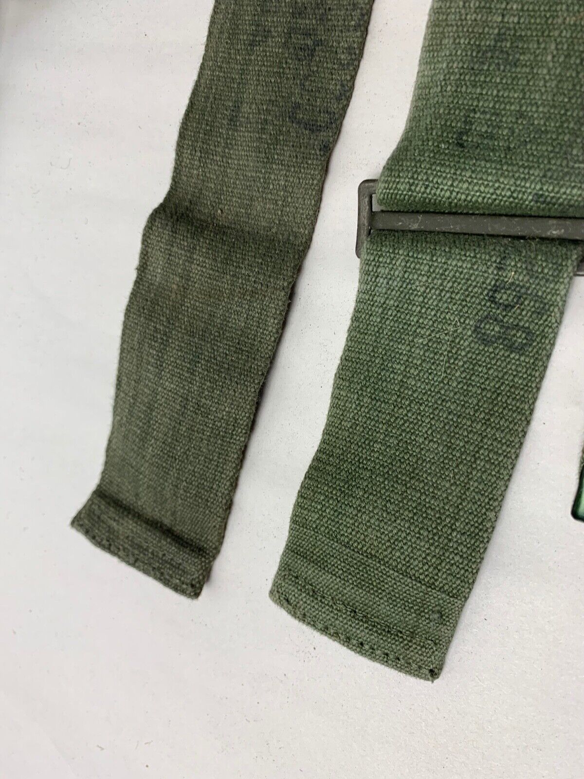 Original WW2 British Army 44 Pattern L Strap Pair - The Militaria Shop