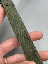 Load image into Gallery viewer, Original WW2 British Army 44 Pattern Shoulder Strap
