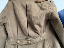 Lade das Bild in den Galerie-Viewer, Original WW2 British Army 40 Pattern Royal Artillery Greatcoat 37&quot; Chest
