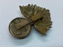 Load image into Gallery viewer, Original WW1 / WW2 British Army City of London Fusiliers Regiment Cap Badge
