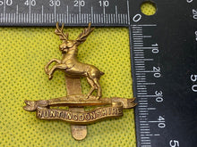 Load image into Gallery viewer, WW1 British Army Huntingdonshire Regiment Cap Badge
