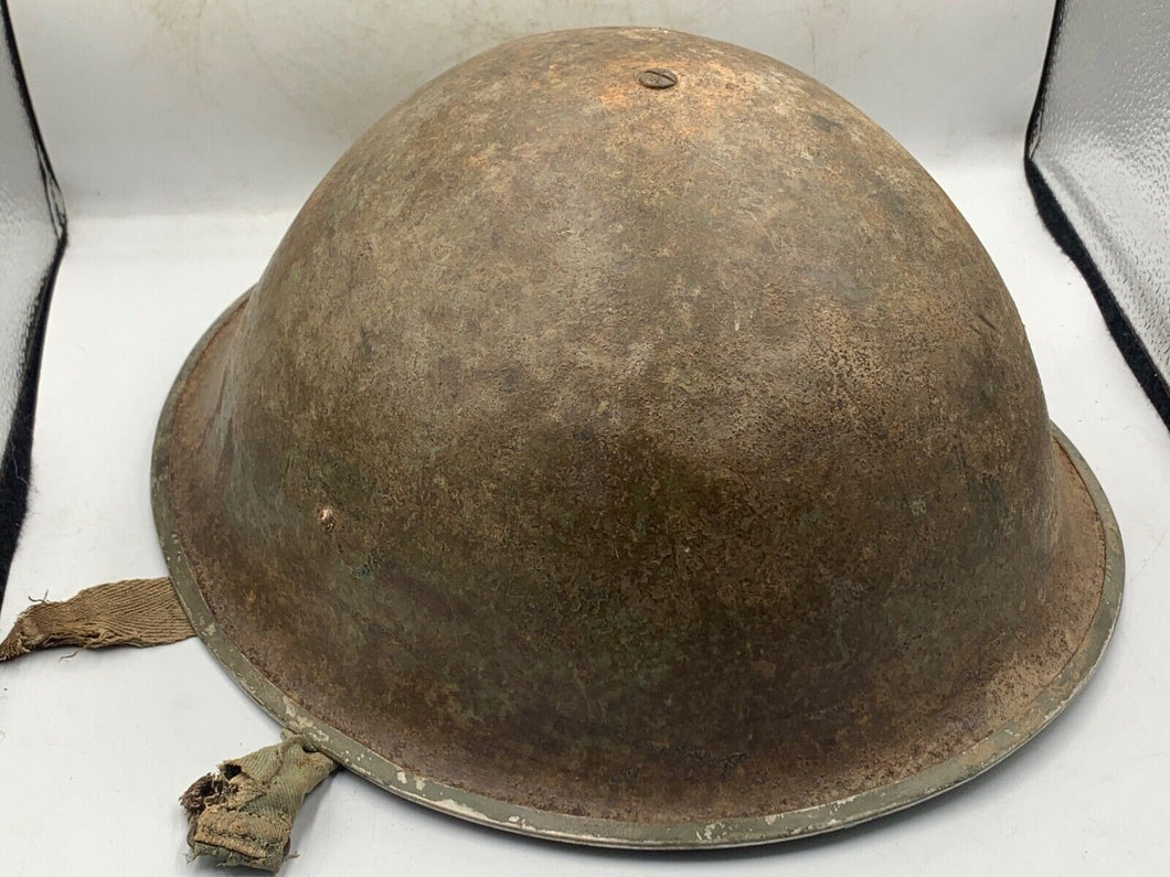 Original WW2 Canadian / British Army Mk3 Turtle Helmet - Complete