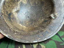 Lade das Bild in den Galerie-Viewer, British Army Mk2 Brodie Helmet - Original WW2 - South African Manufactured
