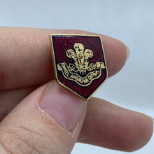 Charger l&#39;image dans la galerie, Mixed Listing of British Army Military Cap / Tie / Lapel Pin Badges - Code #166
