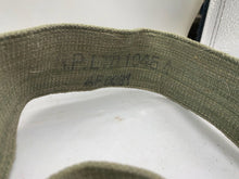 Charger l&#39;image dans la galerie, Original WW2 British Army 44 Pattern Shoulder Strap - 1945 Dated
