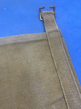 Charger l&#39;image dans la galerie, WW2 British Army / RAF 37 Pattern Webbing Water Bottle Carrier Harness Original
