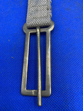 Charger l&#39;image dans la galerie, Original WW2 British Army 37 Pattern Brace Adaptors Pair
