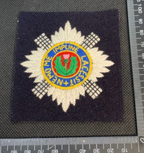 Lade das Bild in den Galerie-Viewer, British Army Scots Guards Regiment Embroidered Blazer Badge
