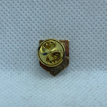 Charger l&#39;image dans la galerie, Pegasus Parachute Reg - NEW British Army Military Cap/Tie/Lapel Pin Badge #140
