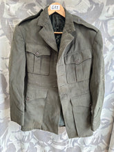 Load image into Gallery viewer, Original US Marines Dress Jacket Class A - Possibly WW2?
