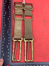 Charger l&#39;image dans la galerie, Original WW2 British Army 37 Pattern Brace Adaptor Pair
