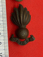 Charger l&#39;image dans la galerie, Original WW1 / WW2 British Army Artillery Officers Bronze Collar Badges - Pair
