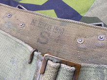 Charger l&#39;image dans la galerie, Original WW1 British Army 1908 Pattern Webbing Belt 36&quot; Waist
