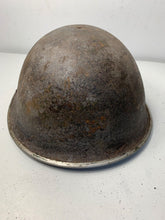 Load image into Gallery viewer, Mk3 Canadian / British Army Original WW2 Turtle Helmet High Rivet
