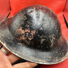 Charger l&#39;image dans la galerie, British Army Mk2 Brodie Helmet - Original WW2 - South African Manufactured
