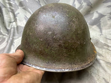 Charger l&#39;image dans la galerie, Original WW2 Canadian / British Army Mk3 High Rivet Turtle Helmet
