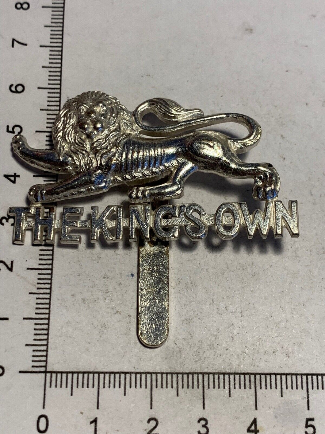 British Army The Kings Own Royal Lancaster Regiment Staybrite Cap Badge