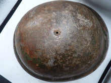 Load image into Gallery viewer, Mk3 Canadian / British Army Original WW2 Turtle Helmet High Rivet
