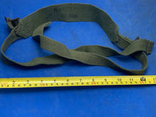 Lade das Bild in den Galerie-Viewer, Original WW2 British Army 44 Pattern Shoulder Strap - 1945 Dated
